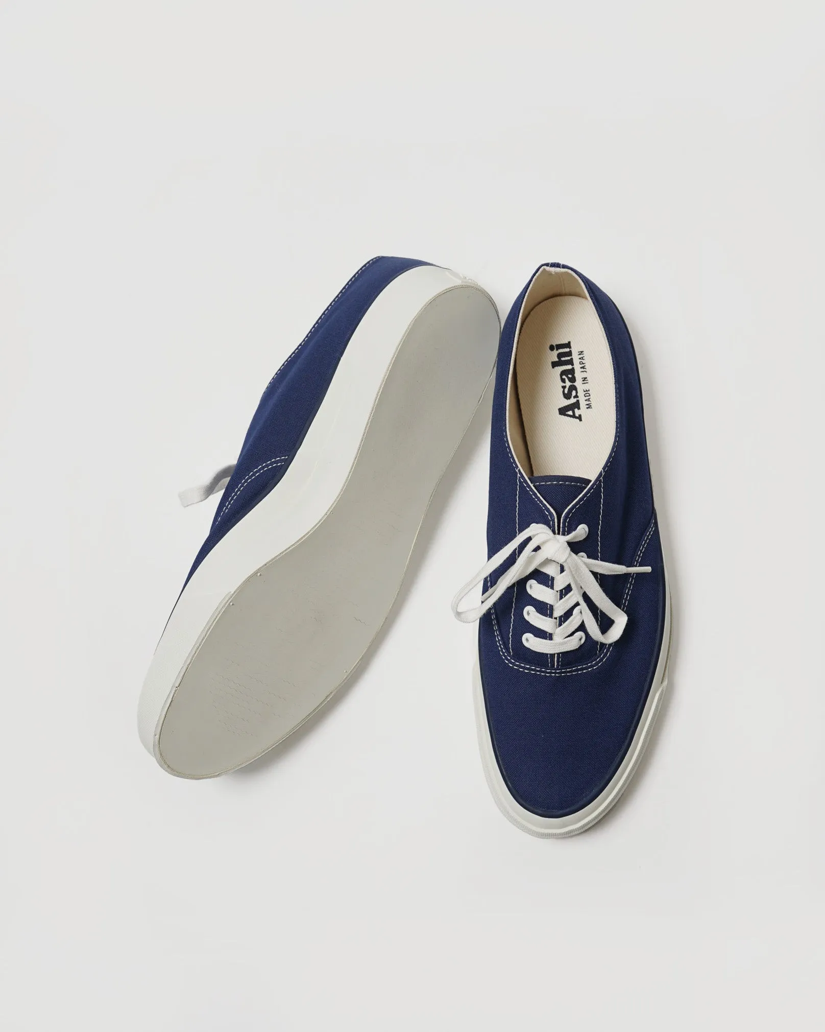 Deck Shoes / Navy